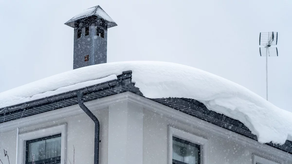 Seven Essential Products to Safeguard Your Home Against Snow and Ice Damage