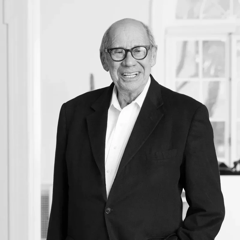 Mnuchin Gallery to Close Following Founder's Passing