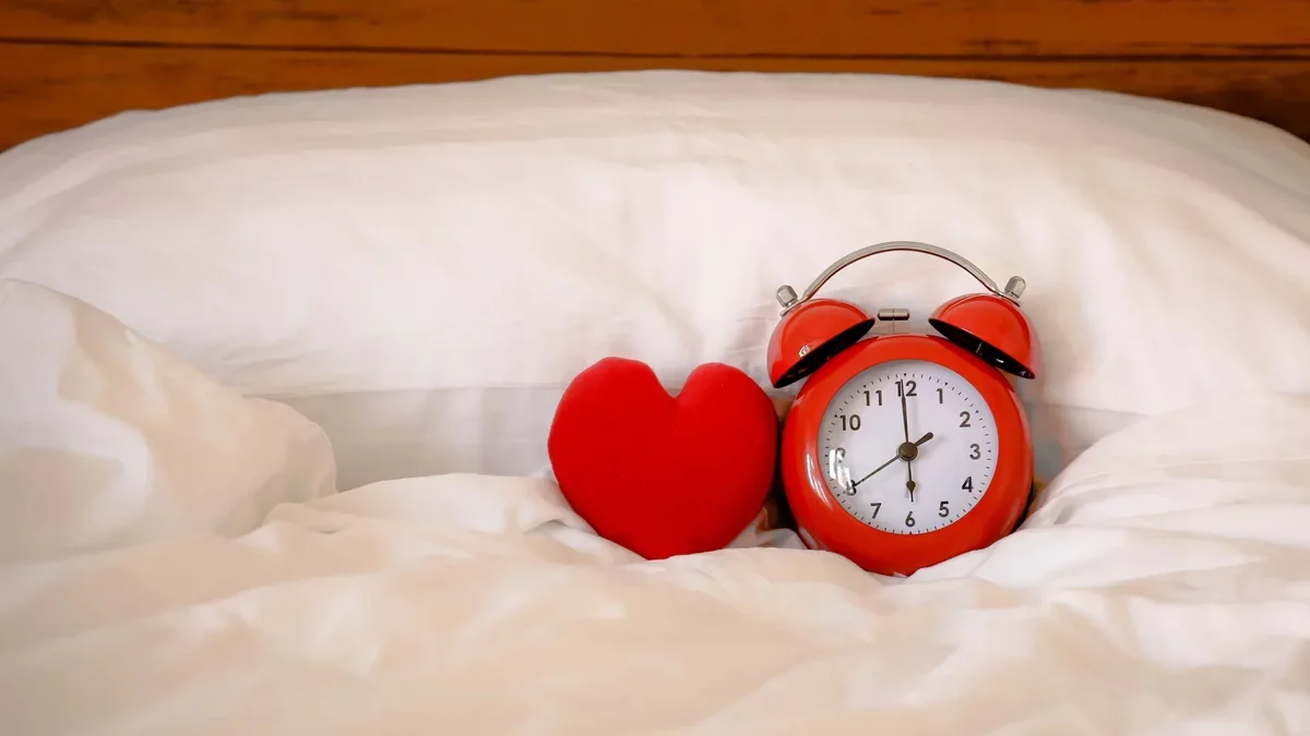 Enhancing Heart Health: The Benefits of Eating Before Bedtime