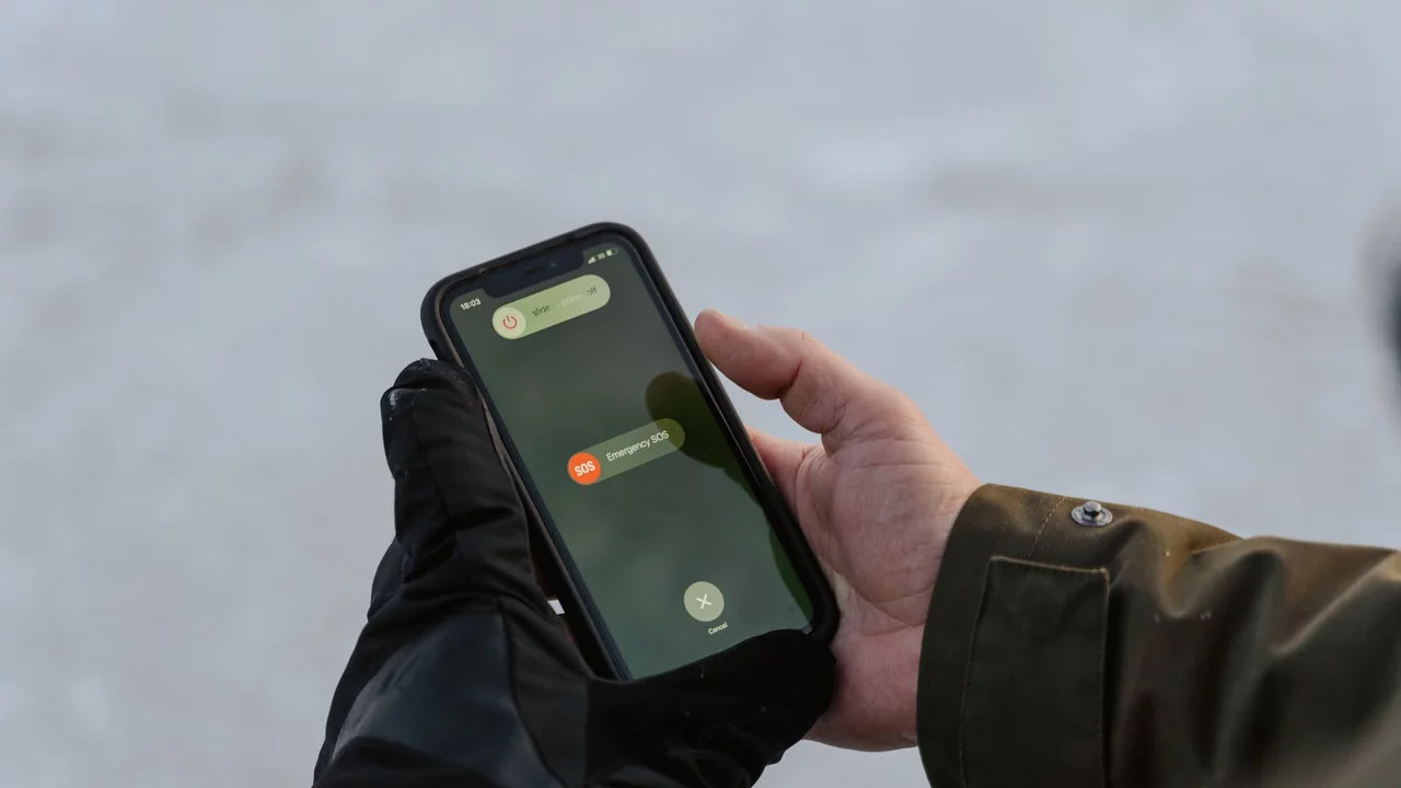 Life-Saving iPhone Feature: Emergency SOS via Satellite