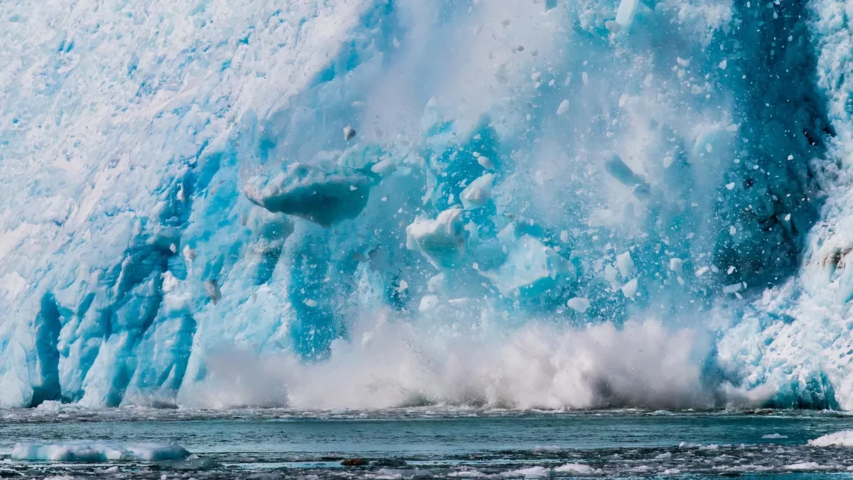 Record-Breaking Glacier Collapse in Antarctica Unveiled