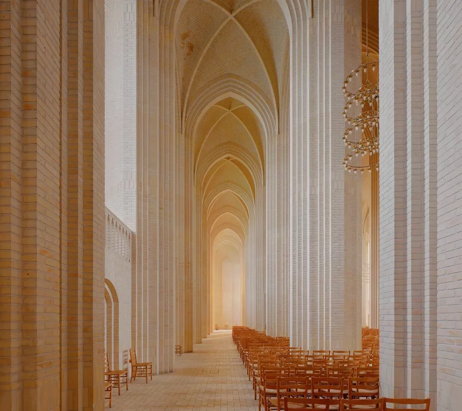 Exploring the Striking Verticality of Grundtvigs Kirke Through David Altrath's Photography