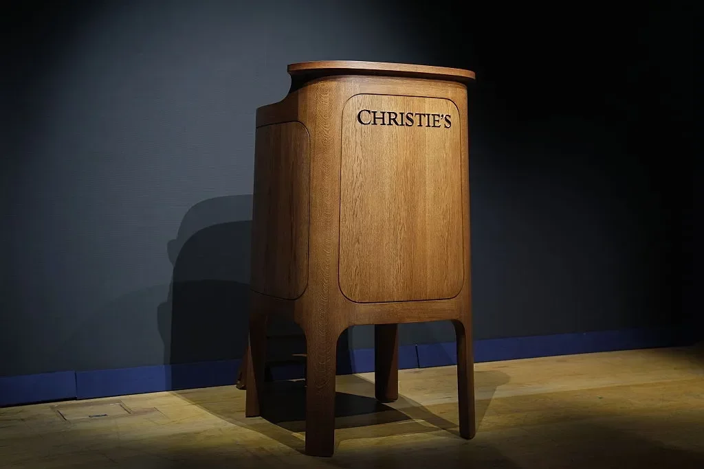 Christie's Introduces Innovative Rostrum Designed by Jony Ive, Former Apple Chief Design Officer