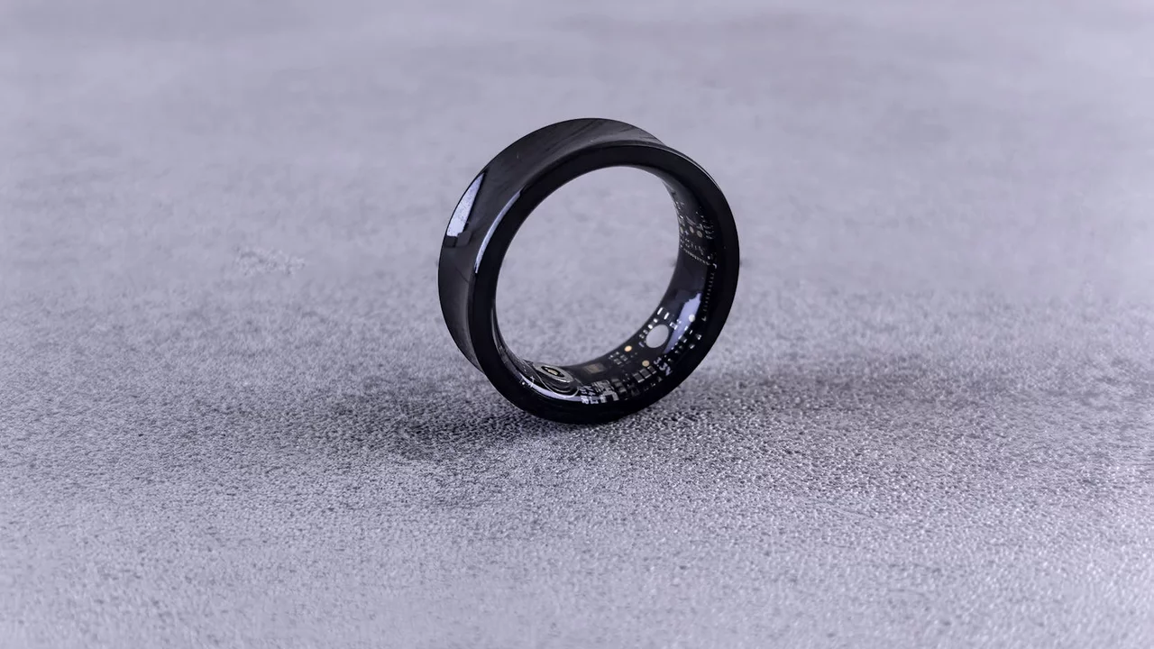 Ultrahuman Accelerates U.S. Expansion with Ring Pro Amidst Oura's Market Dominance