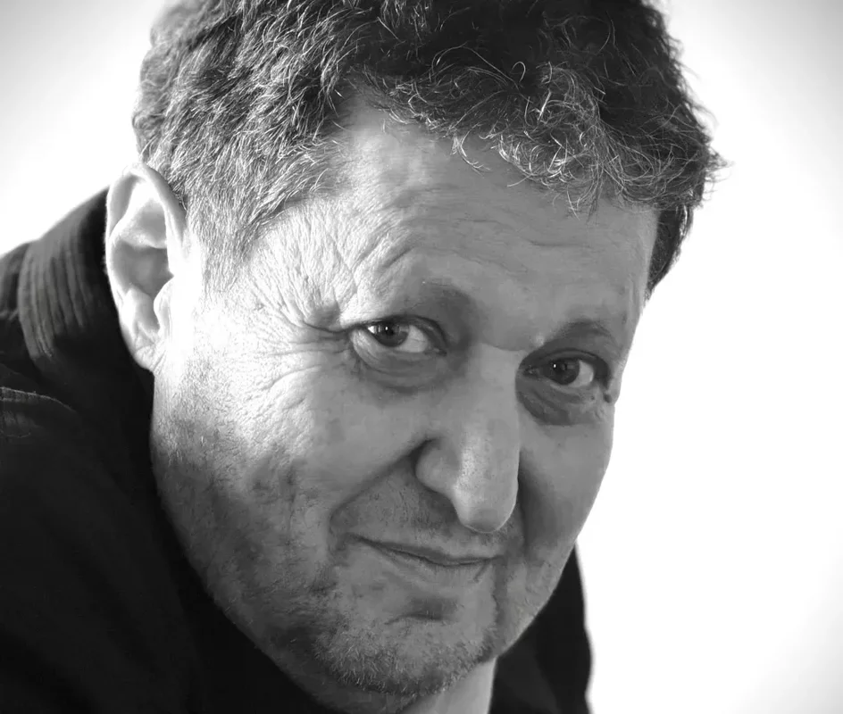 Artist Belu-Simion Fainaru Advocates for Dialogue Amid Venice Biennale Controversy