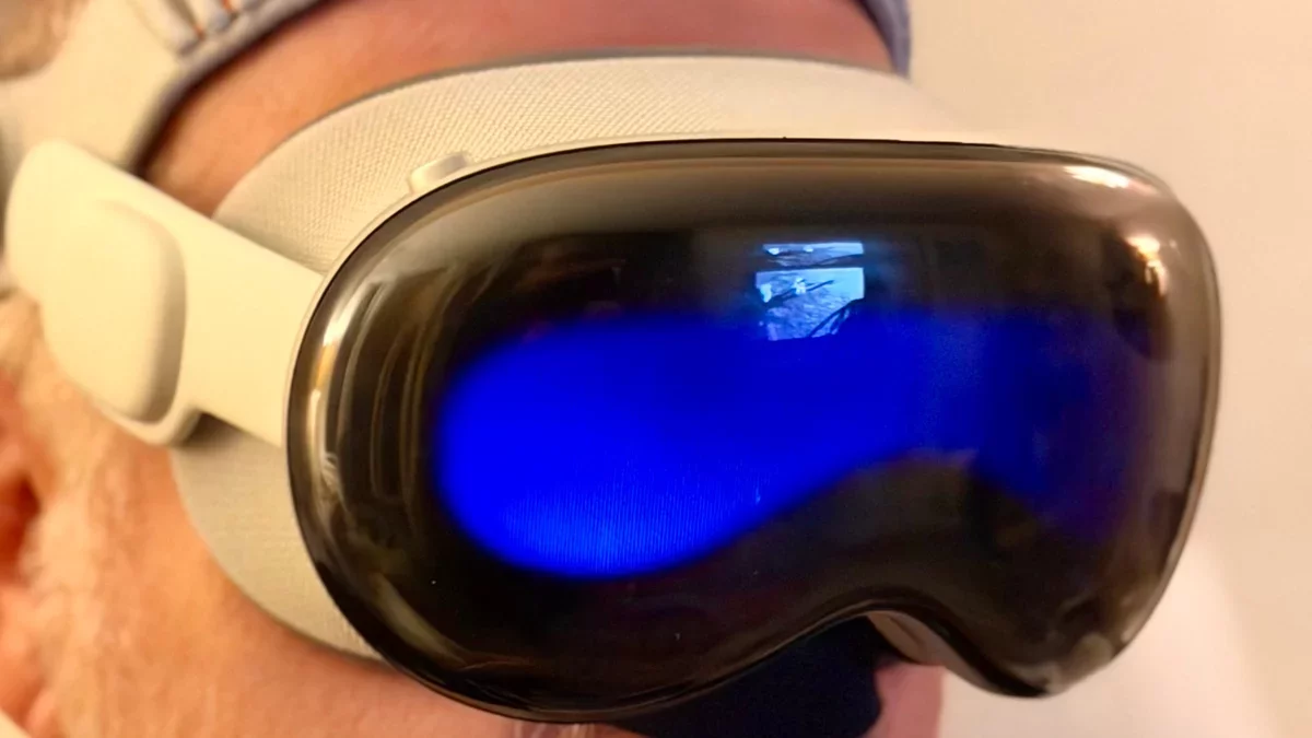 Steam Enhances Apple Vision Pro with Gaming Support