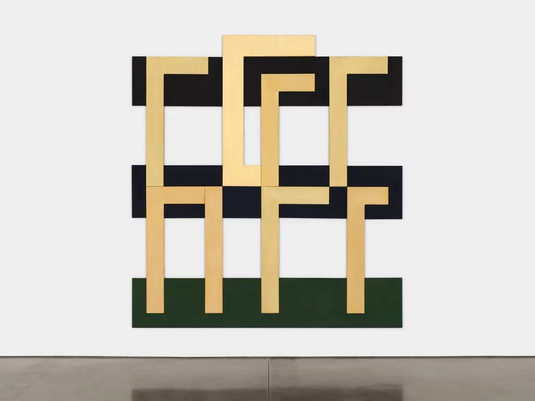 David Novros Unveils Innovative Portable Murals
