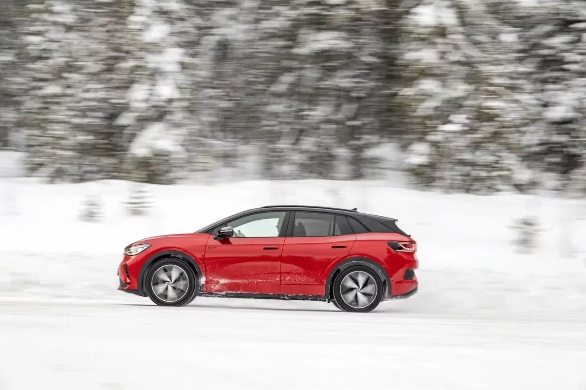 Volkswagen Shifts Focus from ID.4 Electric SUV to Gas-Powered Atlas in the U.S.