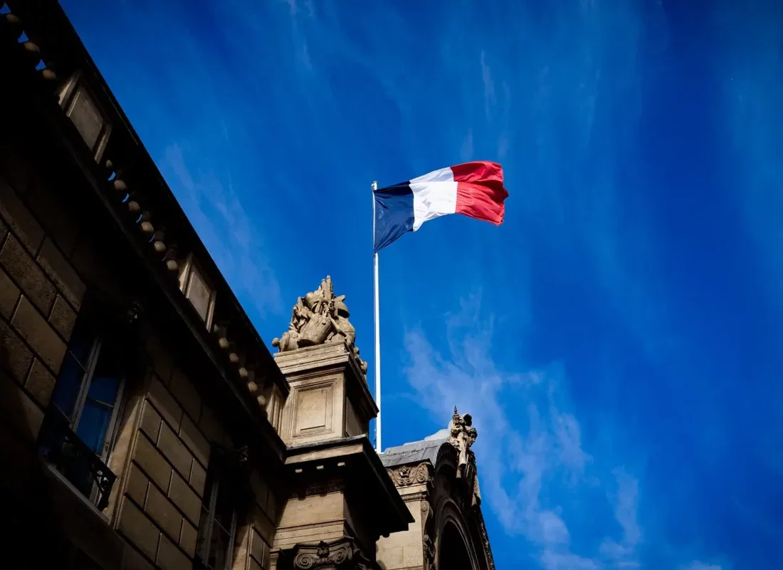 France Shifts from Windows to Linux for Enhanced Digital Sovereignty