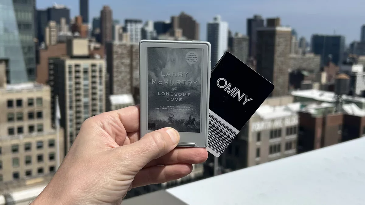 A Compact E-Reader Experience: The Xteink X3 and X4 Reviewed