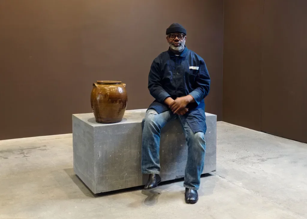 A Gift to David Drake's Descendants Shines in Theaster Gates's Gagosian Exhibition