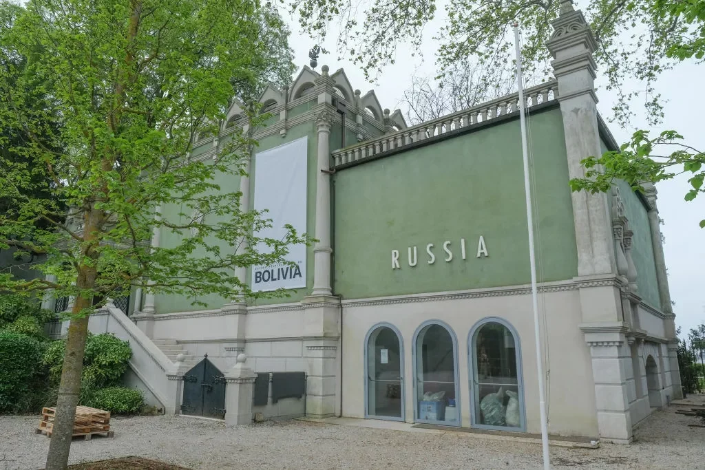 Italian Culture Minister Boycotts Venice Biennale Over Russia's Participation