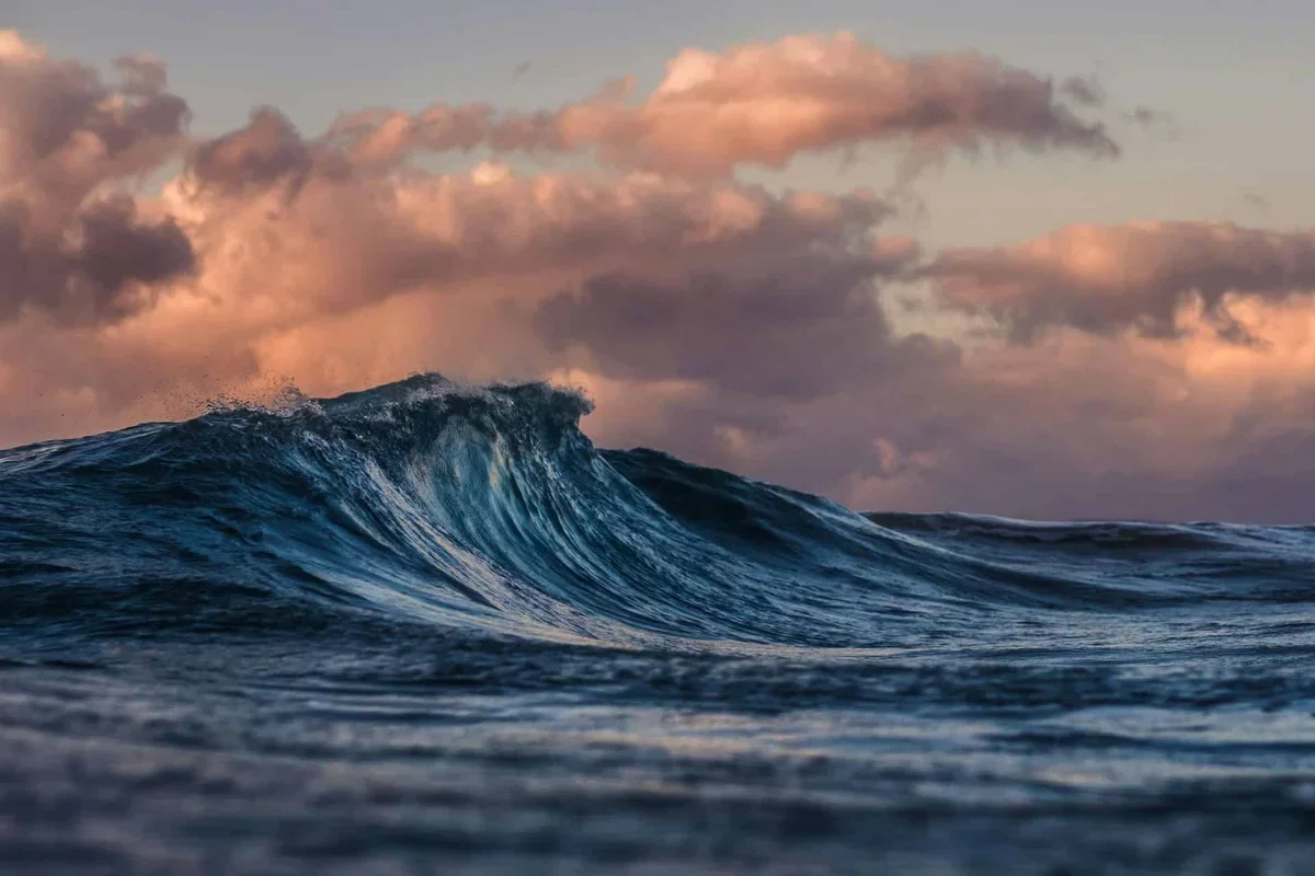 Alien Oceans May Feature Unpredictable Wave Patterns