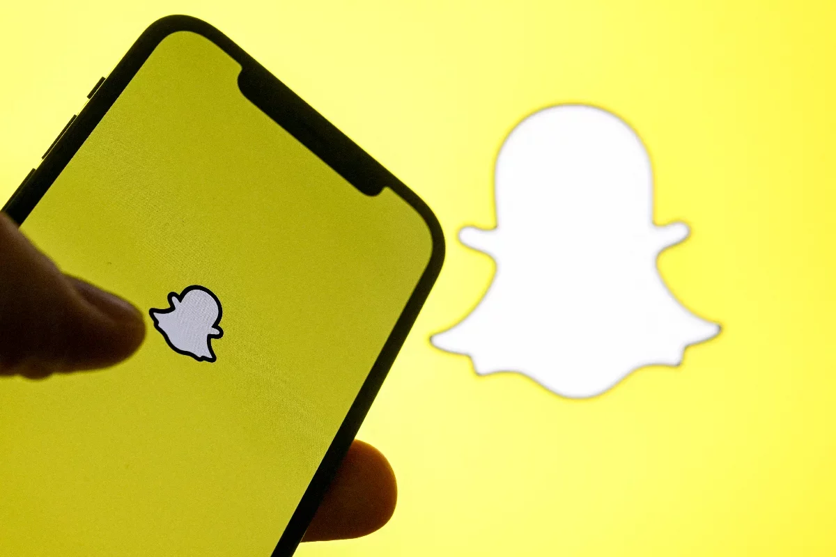 Snapchat Introduces AI-Enhanced Conversational Advertising