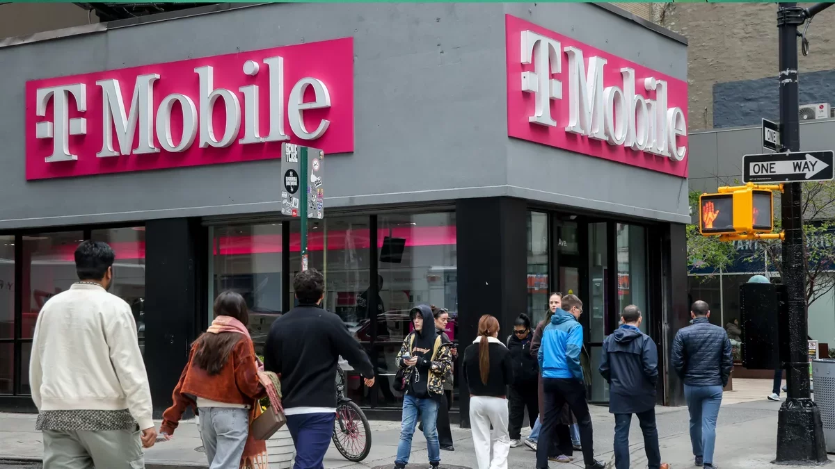 T-Mobile Offers $200 Incentive for Switching Carriers