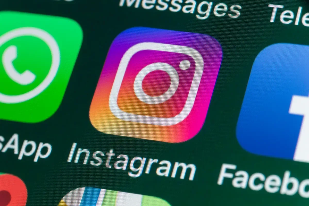 Instagram Enhances Originality by Restricting Content Aggregators