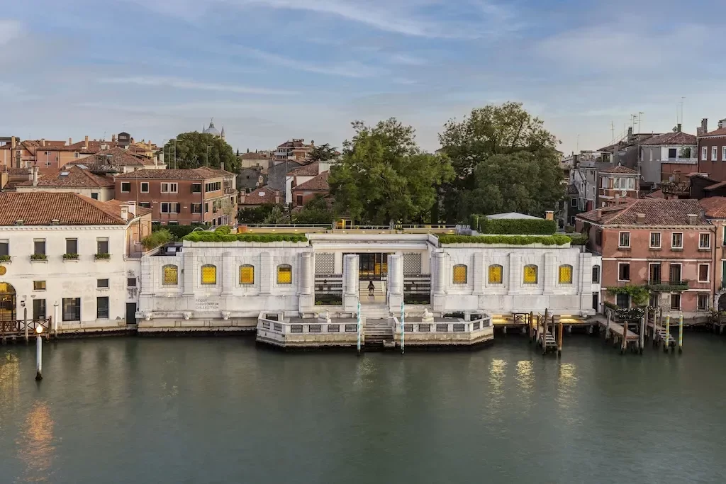 Chanel and Guggenheim Introduce Transatlantic Curatorial Fellowship