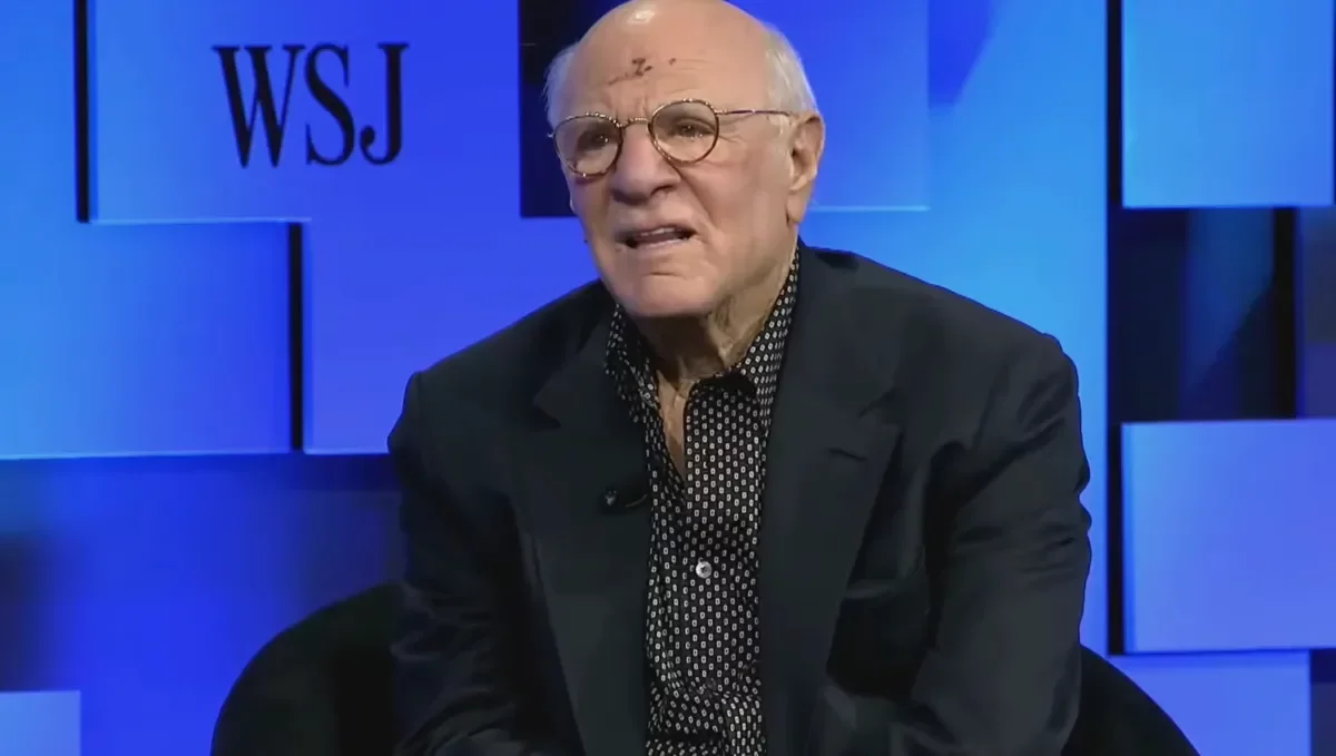 Barry Diller Supports Sam Altman Amidst AGI Concerns