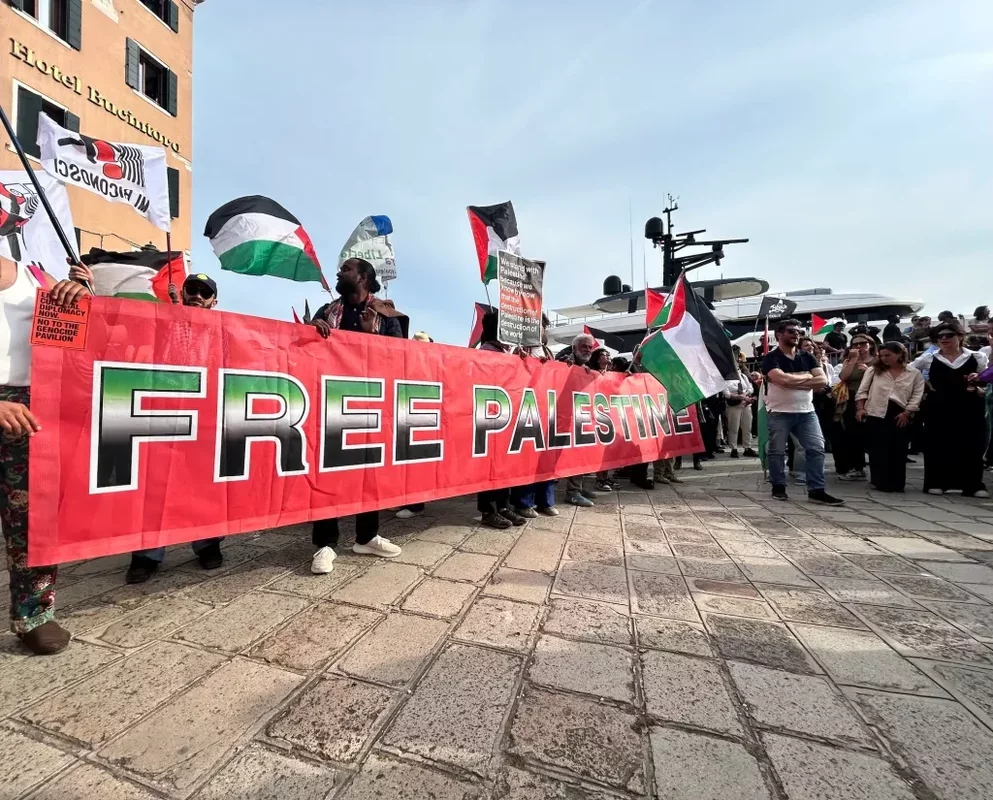Protest at Venice Biennale Highlights Cultural Workers' Rights and Solidarity