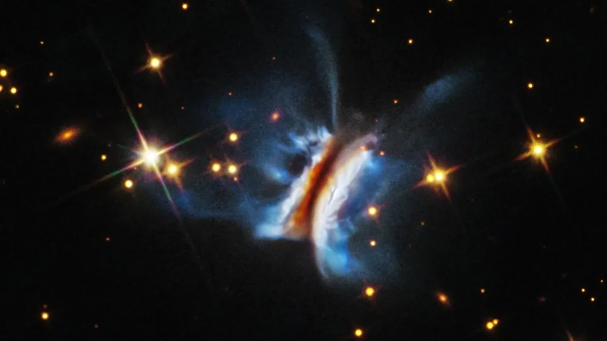 NASA's Hubble Unveils Extraordinary Planetary Nursery