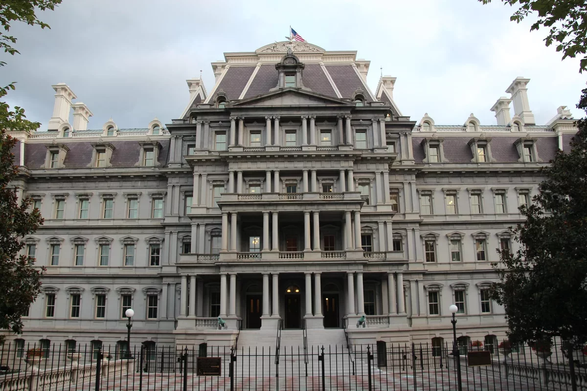 Public Outcry Over $7.5M Proposal to Alter Eisenhower Building