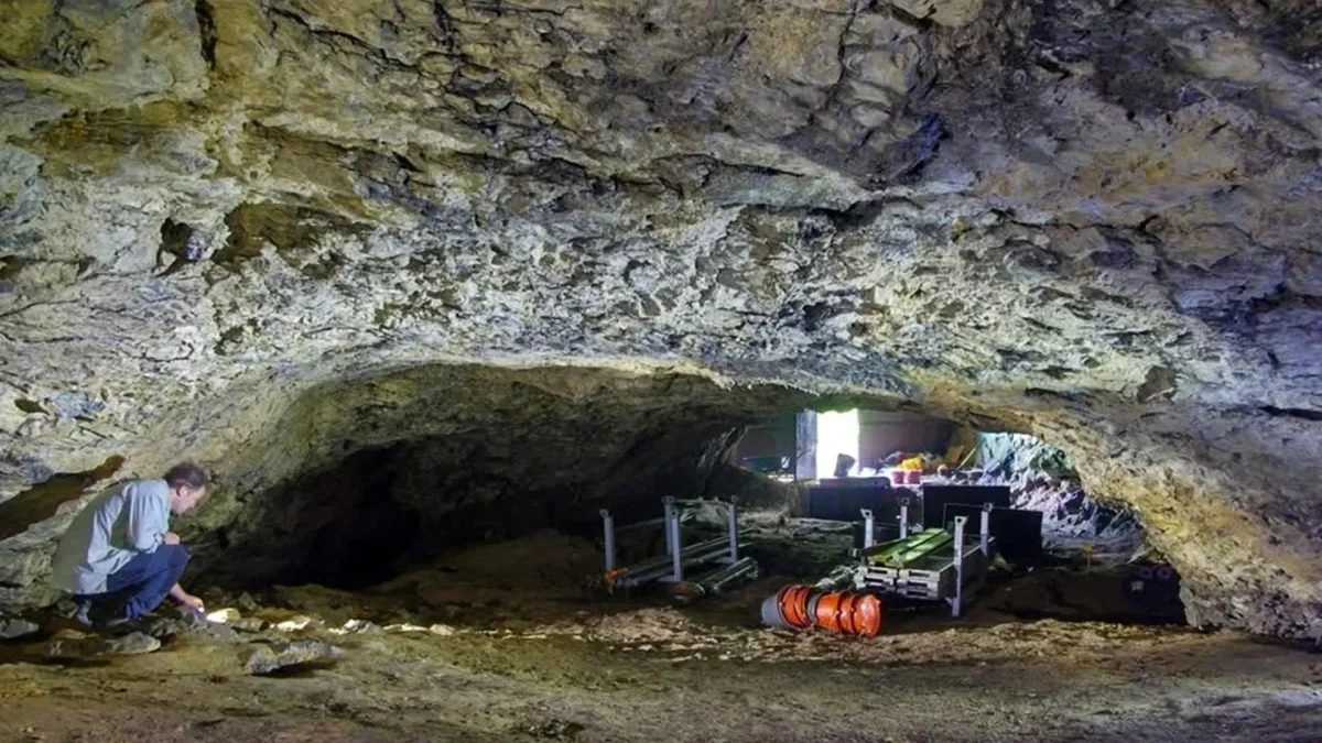 Women's Influence in Shaping Prehistoric Europe Revealed by Ancient DNA
