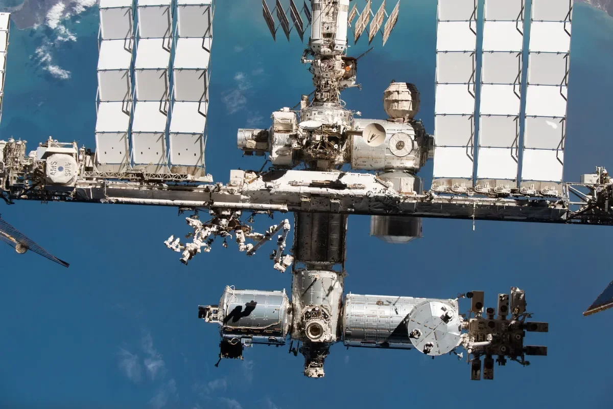 NASA Astronauts Temporarily Sheltered in SpaceX Dragon Amid ISS Repairs