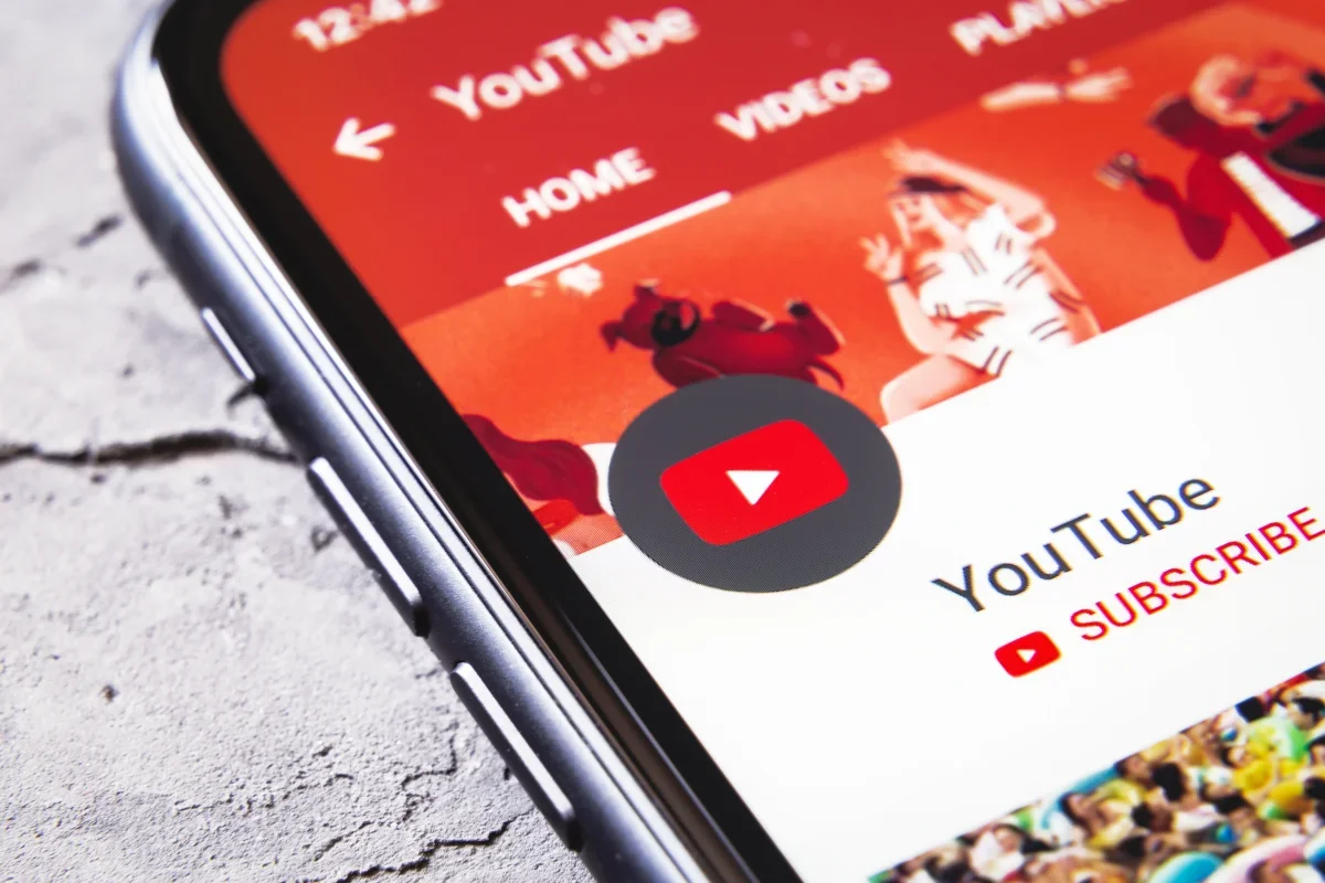YouTube Introduces Direct Messaging Feature