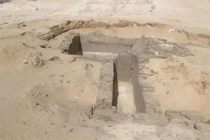 Egyptian Tomb Discovery Sheds Light on the Early Evolution of Pyramid Architecture