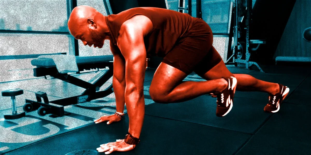 Beginners Can Build Momentum with a 7-Minute Bodyweight Routine