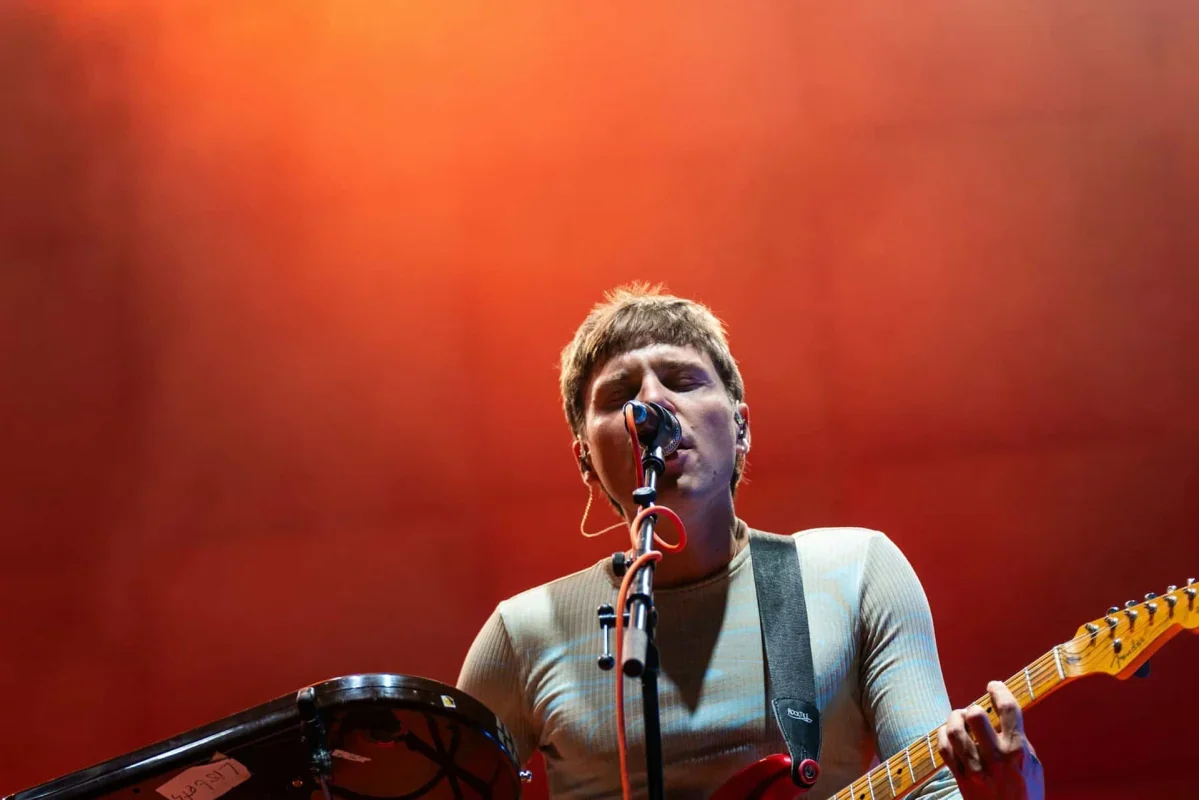 Study Finds Pop Lyrics Have Shifted Toward Darker Moral Themes Since the 1960s