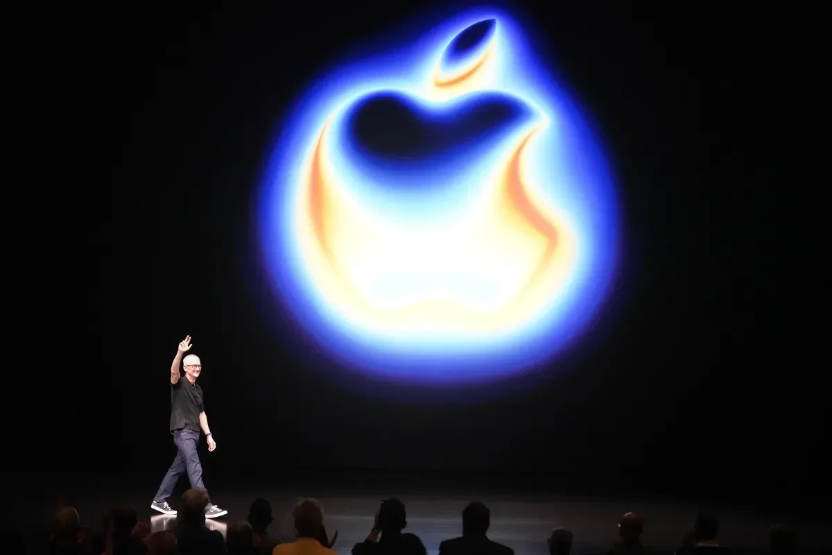 Apple and Broadcom Expand U.S. Chip Partnership