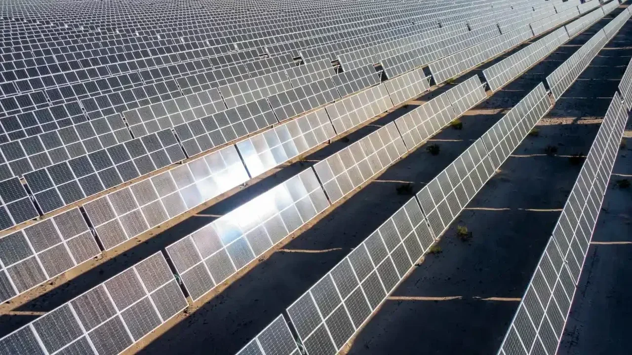 Google Expands Its Largest Solar and Battery Investment in Arkansas