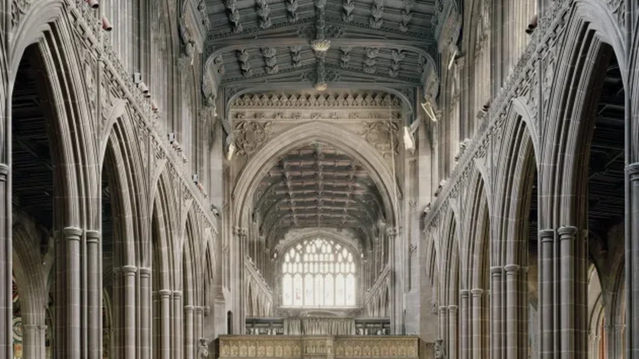 Peter Marlow's Cathedral Series Returns to Southwark Cathedral