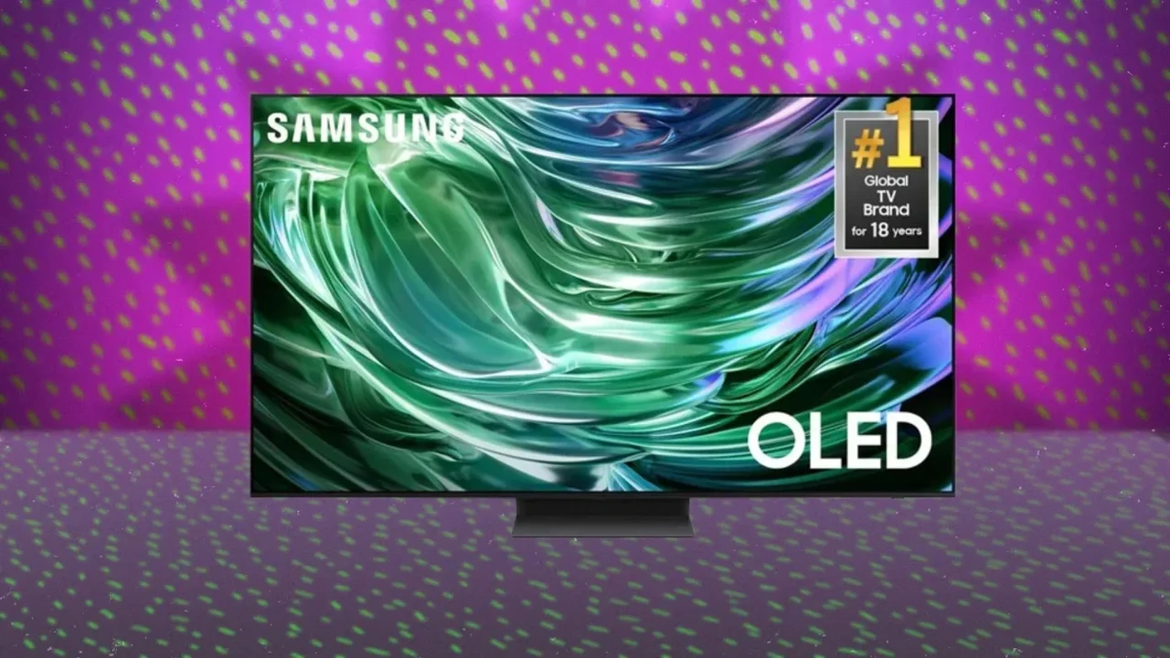77-Inch Samsung S90D OLED TV Drops by More Than $1,700
