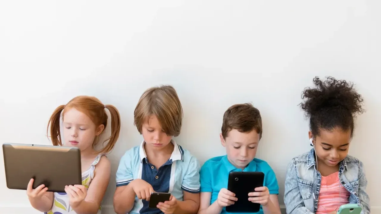 Parents Are Choosing Safer Phones for Kids -- and a New Market Is Rising
