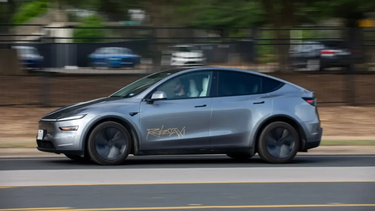 Tesla Expands Robotaxi Testing to Orlando and Tampa