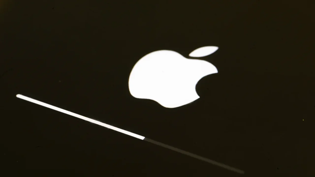 Apple's iOS 26.6 Adds Two Subtle Features, Including a Key Step Toward Siri AI
