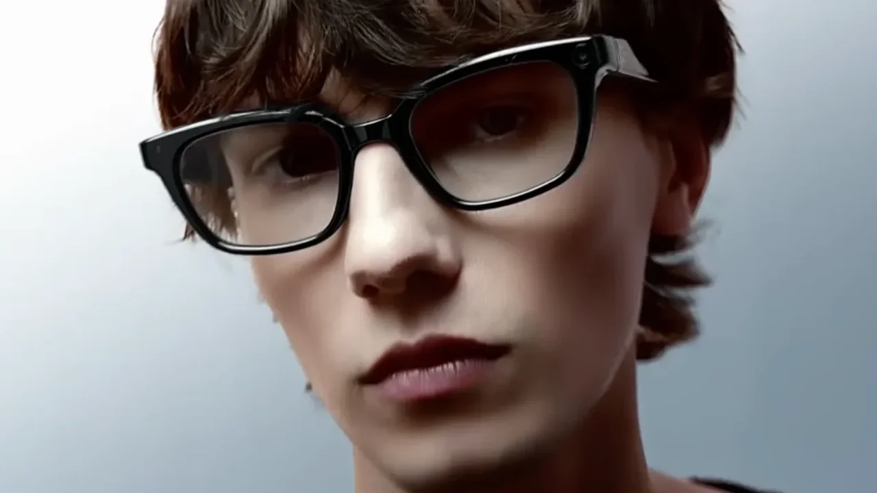 Samsung's New Smart Glasses Blend Fashion, AI, and Google Services