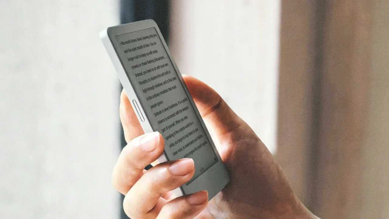 Boox, Cep Boyutunda Yeni E-Okuyucusunu Hazırlıyor
