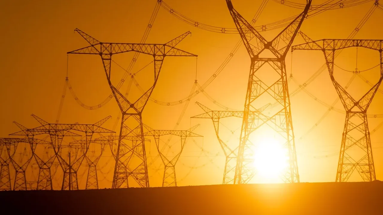 Largest U.S. Grid Plans Temporary Power Cuts for Big Data Centers