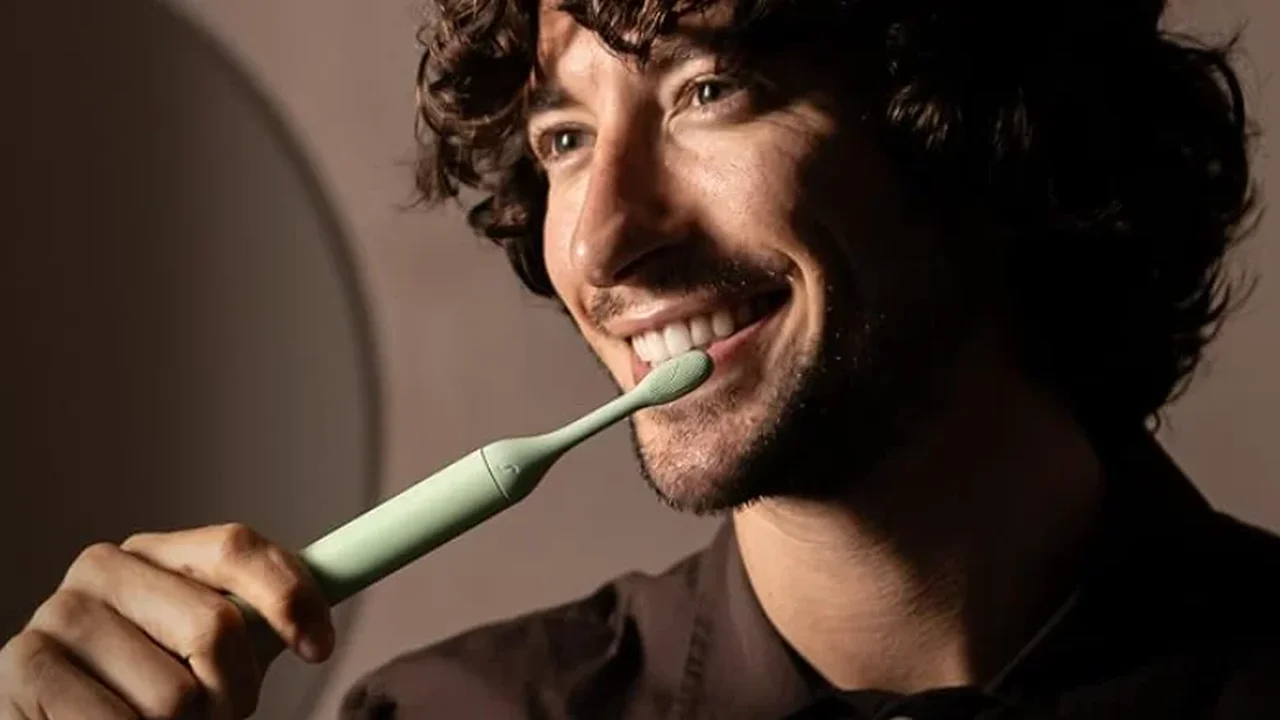 Dentists Say Electric Toothbrushes Offer a Clear Edge in Daily Oral Care