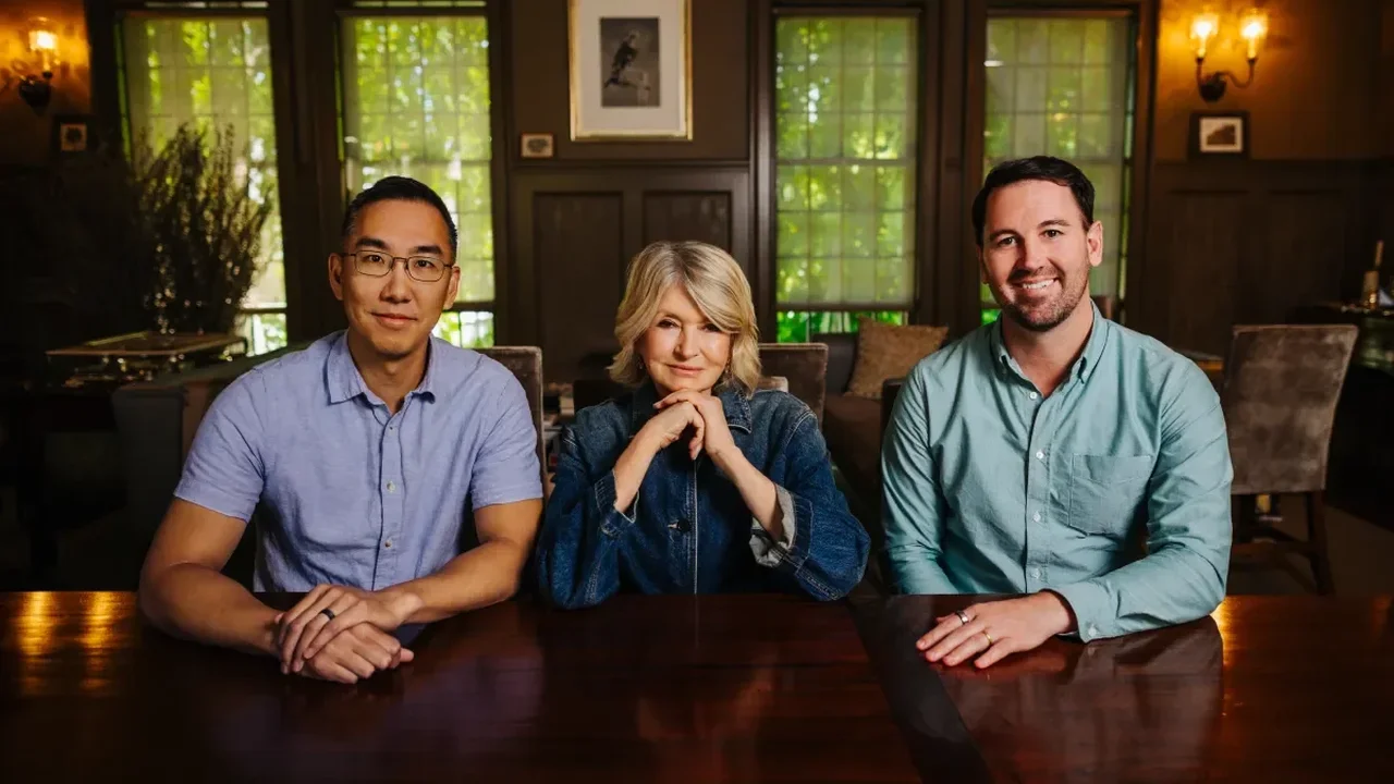 Martha Stewart-Backed Hint Brings AI Home Management Into Focus