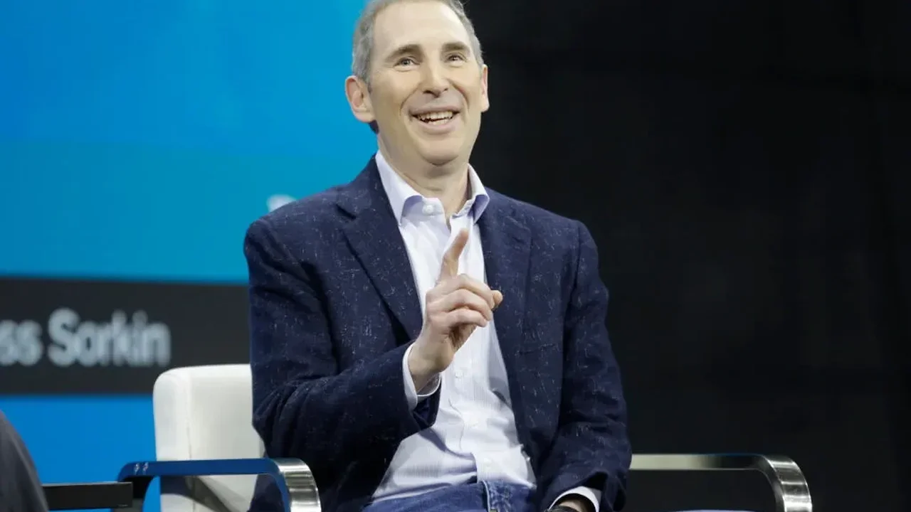 Amazon's AI-Fueled Cloud Strategy Wins Investor Confidence