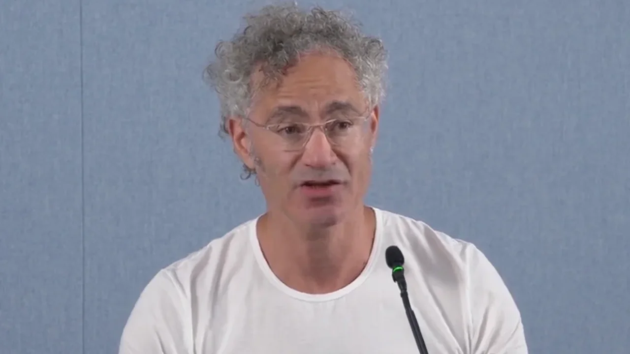 Palantir CEO Alex Karp Frames AI Market as a Battle for Enterprise Control