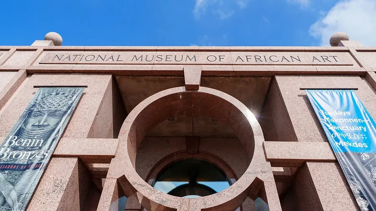 Smithsonian Closes Seven Museums After Climate System Disruption