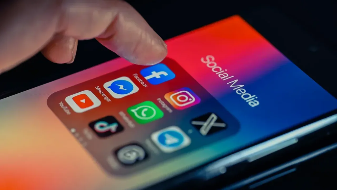 Social Platforms Face Major Legal Test Over Addictive Design Claims