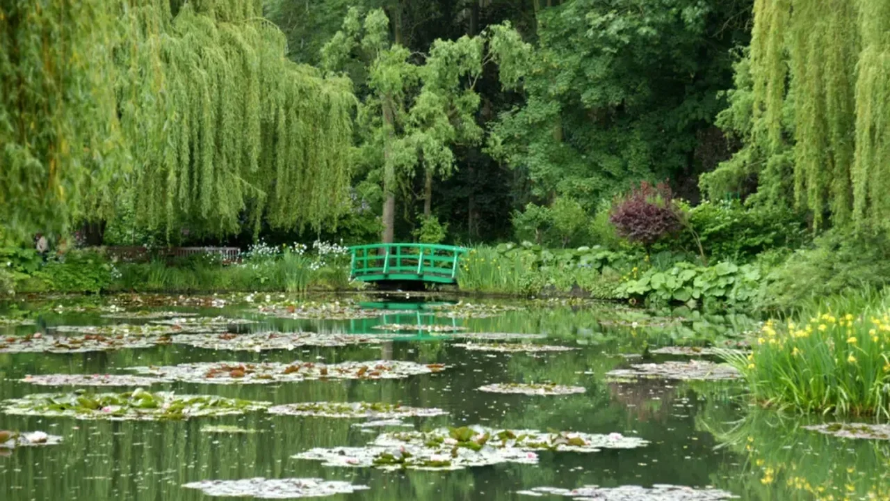 Heatwaves Put Monet's Giverny Gardens Under Pressure