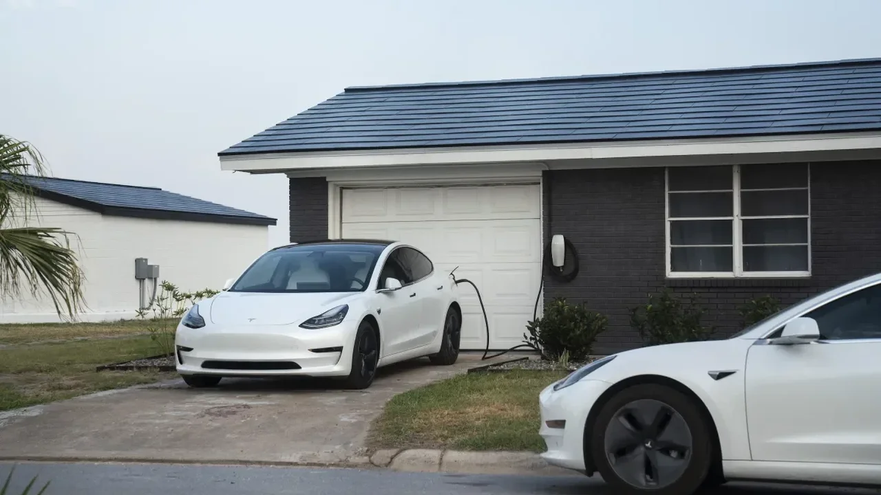 Tesla's Solar Roof Era Ends as the Company Refocuses on Standard Panels