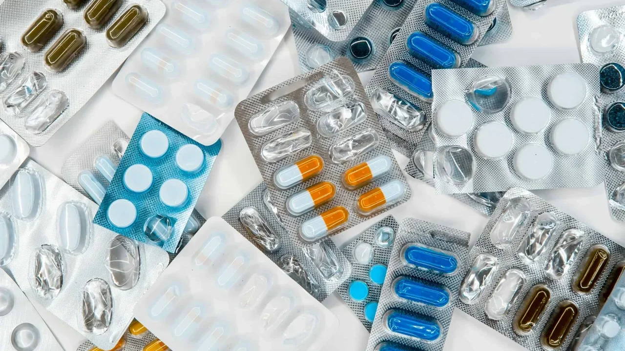 Do Supplements Work Better at Certain Times? What the Evidence Shows